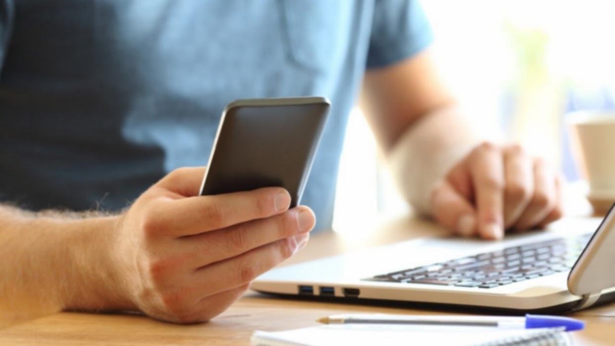 Course completion tracking and progress metrics